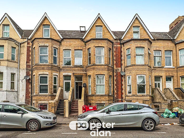 1 Bedroom Duplex To Rent In Ferry Road, Grangetown, Cardiff, CF11