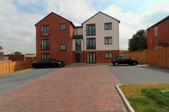 1 Bedroom Flat To Rent In Low Gables, Hall Road, Armley, Leeds, LS12