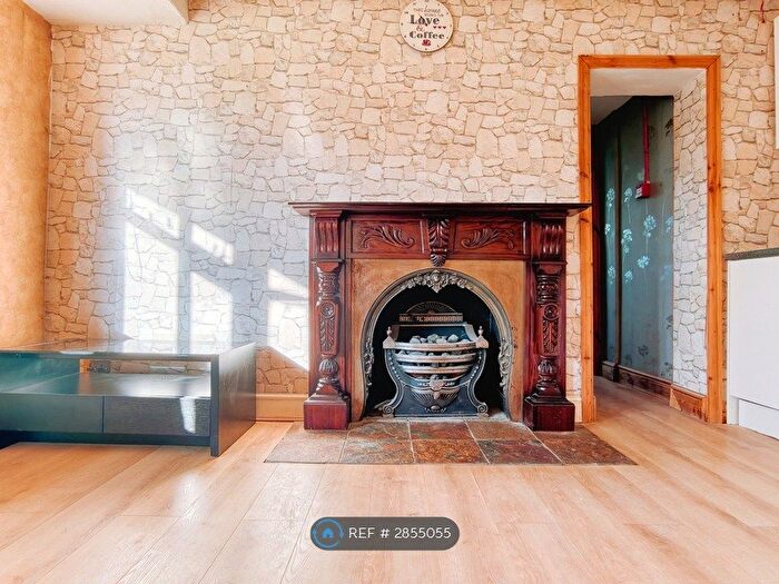 1 Bedroom Maisonette To Rent In Frays Avenue, Middlesex, UB7