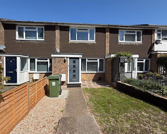 2 Bedroom Property To Rent In Hildenborough Crescent, Maidstone, ME16