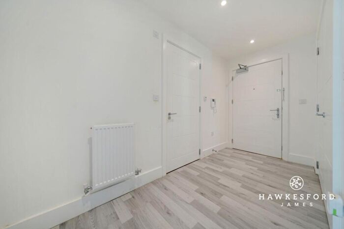 1 Bedroom Apartment For Sale In Neptune Close, Milton Regis, ME10