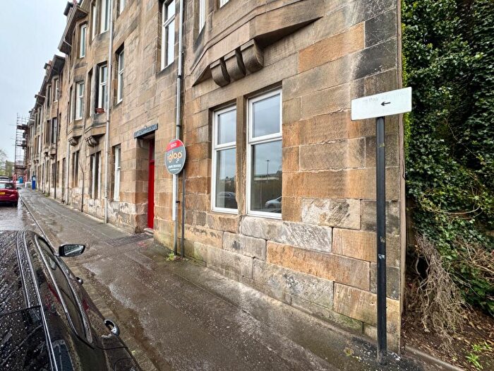 1 Bedroom Flat To Rent In Kemp Street, Hamilton, Lanarkshire, ML3