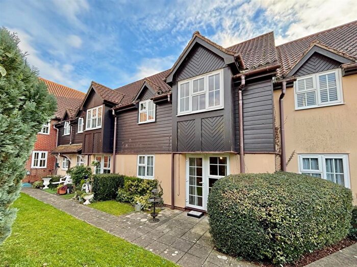 1 Bedroom Flat For Sale In School Lane, Seal, Sevenoaks, TN15