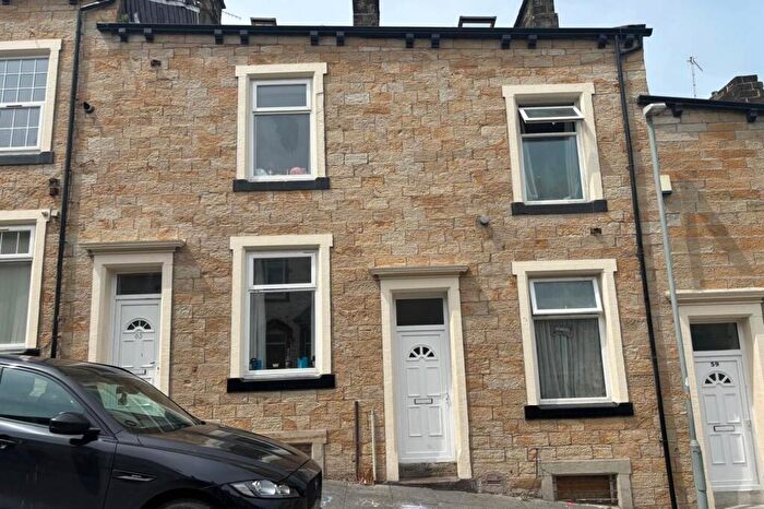 4 Bedroom Terraced House For Sale In , Albion Street, Burnley, BB11