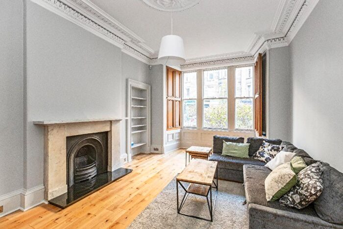 2 Bedroom Flat To Rent In Warrender Park Road, Marchmont, Edinburgh, EH9