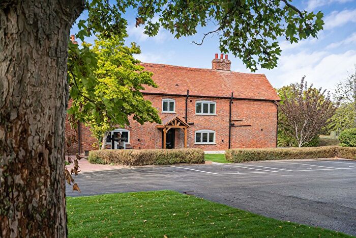 3 Bedroom Cottage For Sale In Kingswell Court, Harwell, OX11