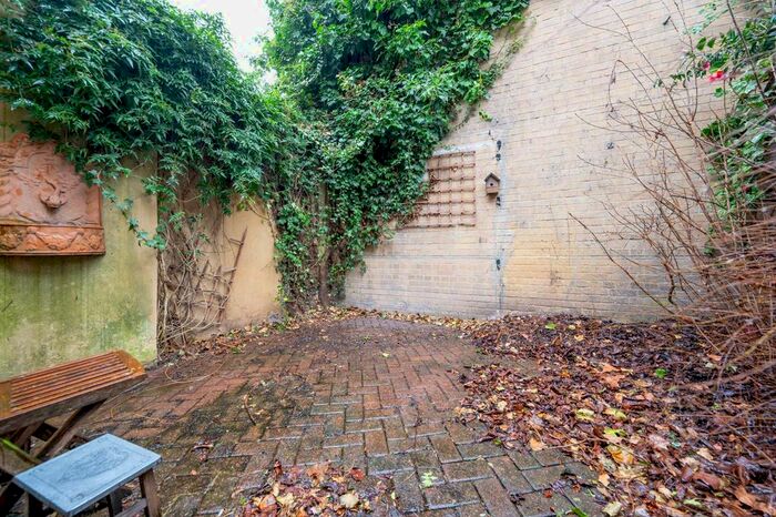 3 Bedroom Terraced House For Sale In Aldensley Road, Brackenbury Village, London, W6