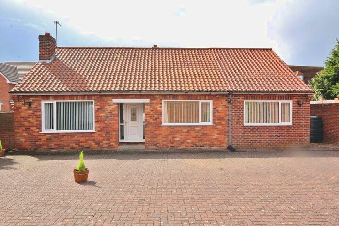 3 Bedroom Bungalow To Rent In Orchard View, Cherry Tree Drive, Wistow, YO8
