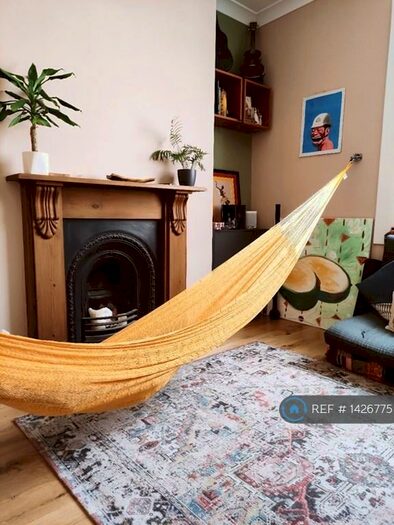 3 Bedroom Flat To Rent In Ball Ponds Road, London, N1