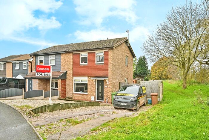 3 Bedroom Semi-Detached House For Sale In Danta Way, Stafford, ST17