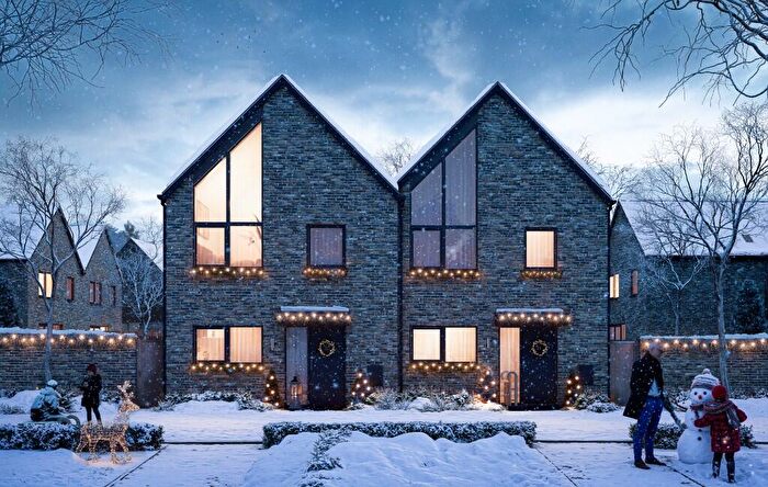 3 Bedroom Semi-Detached House For Sale In Channels, Chelmsford, CM3