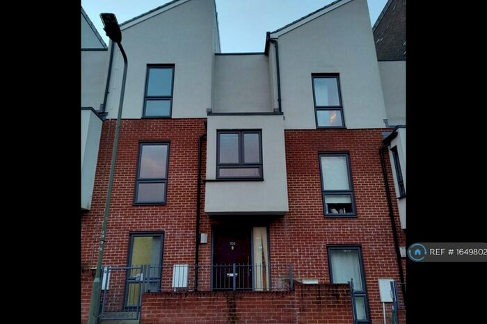 3 Bedroom Terraced House To Rent In Okemore Gardens, Orpington, BR5