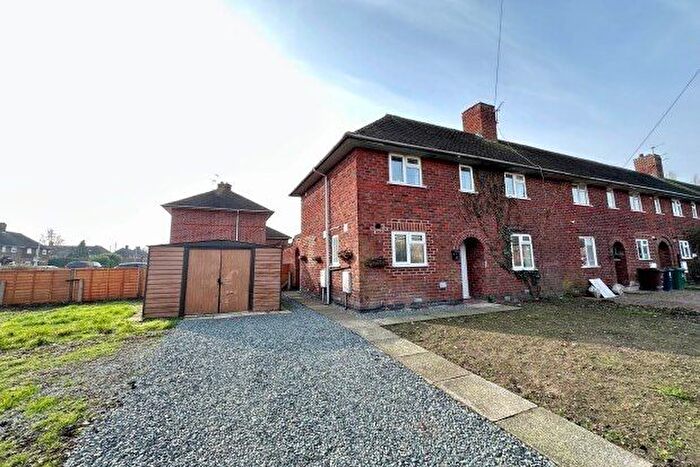 3 Bedroom Property To Rent In Shelthorpe Avenue, Loughborough, LE11