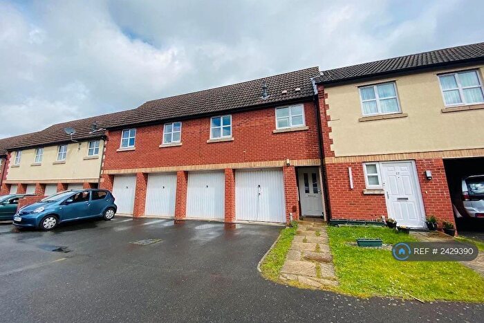 2 Bedroom Terraced House To Rent In Kepwick Road, Leicester, LE5