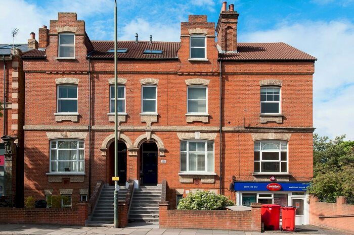 1 Bedroom Flat To Rent In Sheen Road, Richmond, TW9