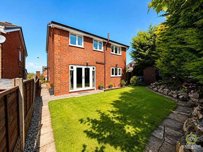 4 Bedroom Detached House For Sale In Spire Close, Darwen, BB3