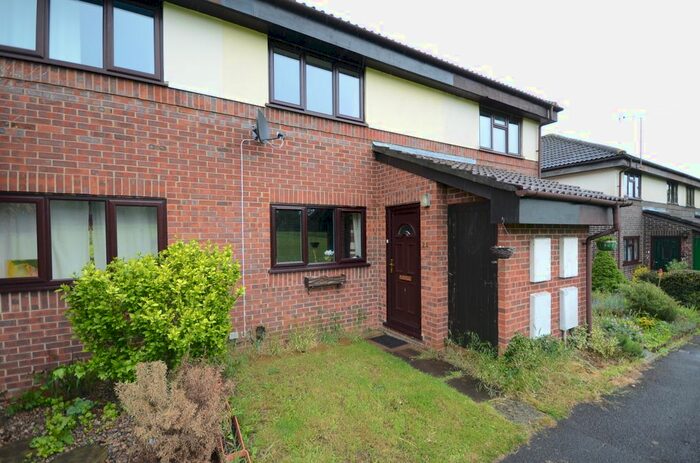 2 Bedroom Terraced House To Rent In August End, Reading, RG30