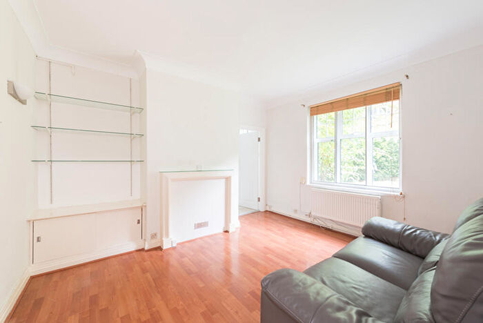 1 Bedroom Apartment To Rent In Belsize Grove, London, NW3