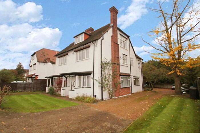 1 Bedroom Apartment To Rent In Woking, Surrey, GU22