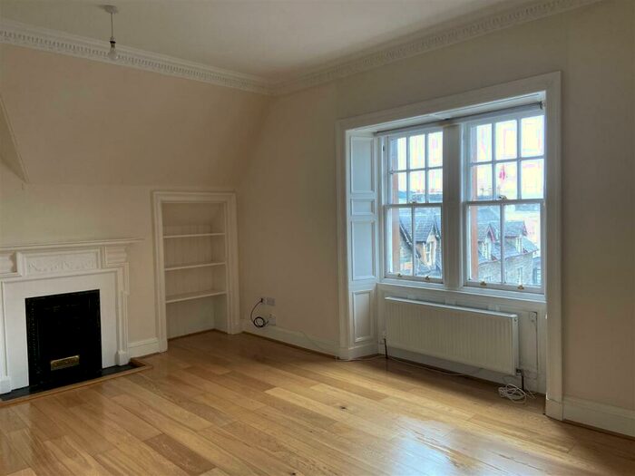 3 Bedroom Apartment To Rent In Flat, Burnside Lane, Aberfeldy, PH15