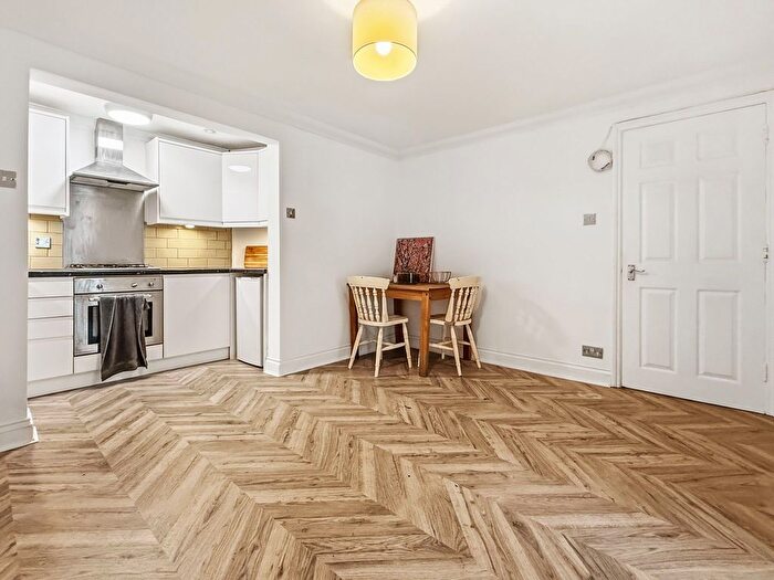 1 Bedroom Flat For Sale In Ditchling Road, Brighton, BN1