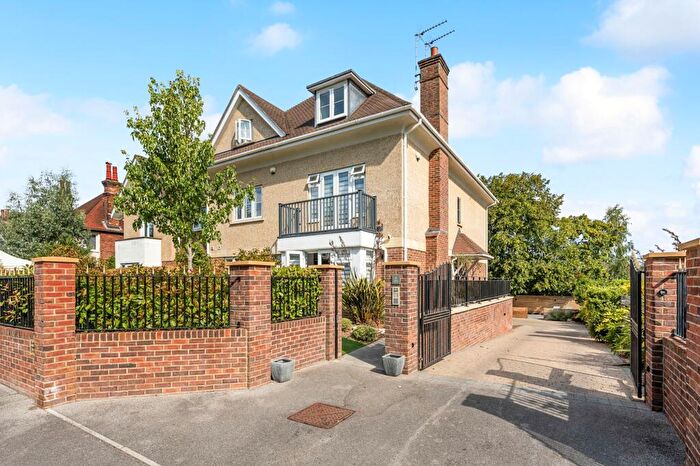 4 Bedroom End Of Terrace House For Sale In Birchwood Road, Parkstone, BH14
