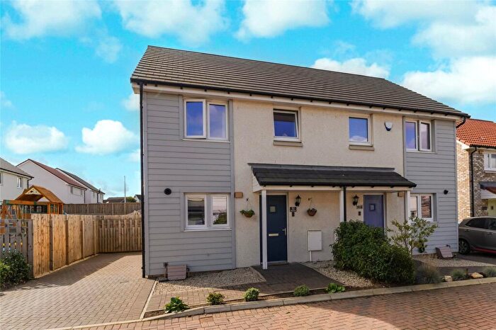 3 Bedroom Semi Detached House For Sale In Blair Road, East Calder, Livingston, West Lothian, EH53