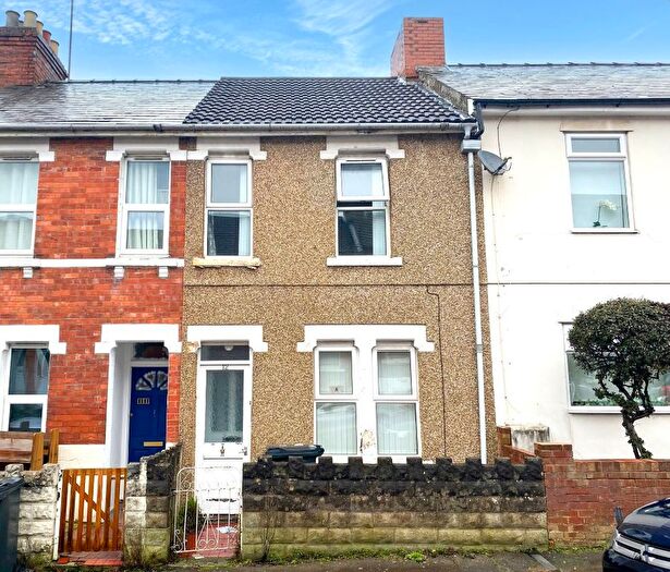 3 Bedroom Terraced House For Sale In Dryden Street, Swindon, SN1