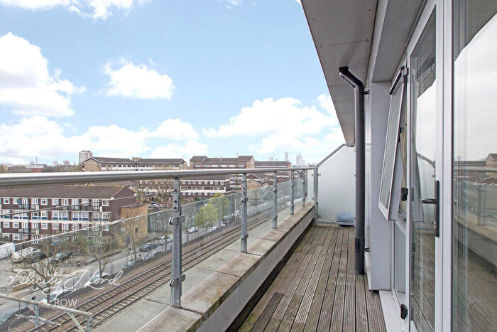 1 Bedroom Flat To Rent In Mostyn Grove, London, E3