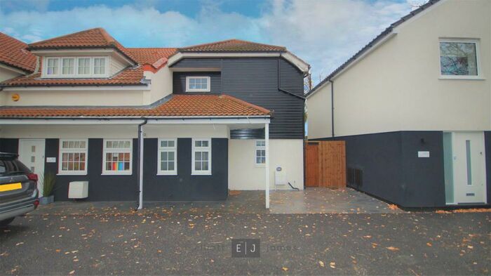 3 Bedroom Semi-Detached House To Rent In Roding Lane, Buckhurst Hill, IG9