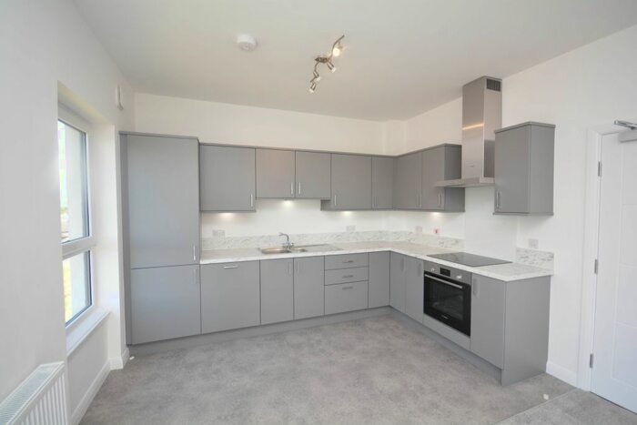 2 Bedroom Flat To Rent In Broomhall Court, Wester Inshes, Inverness, IV2