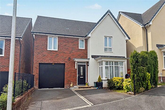 4 Bedroom Detached House For Sale In Kerswell Close, Ivybridge, Devon, PL21