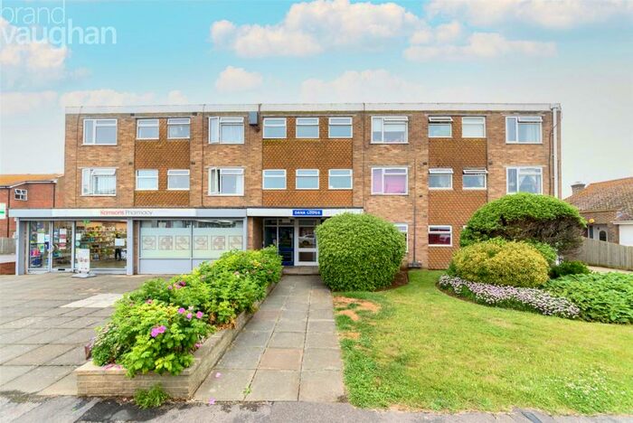 Flat To Rent In Central Avenue, Telscombe Cliffs, Peacehaven, BN10