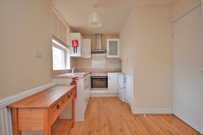 2 Bedroom Flat To Rent In Loampit Vale London, SE13