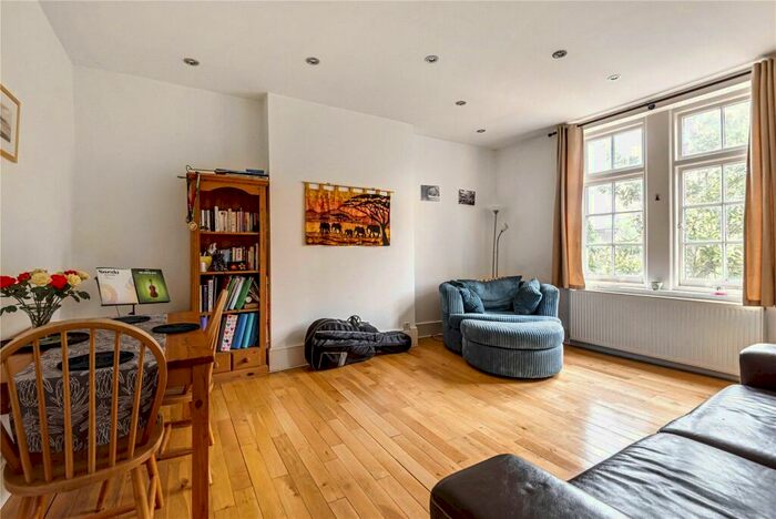 1 Bedroom Flat To Rent In High Road, Whetstone, London, N20
