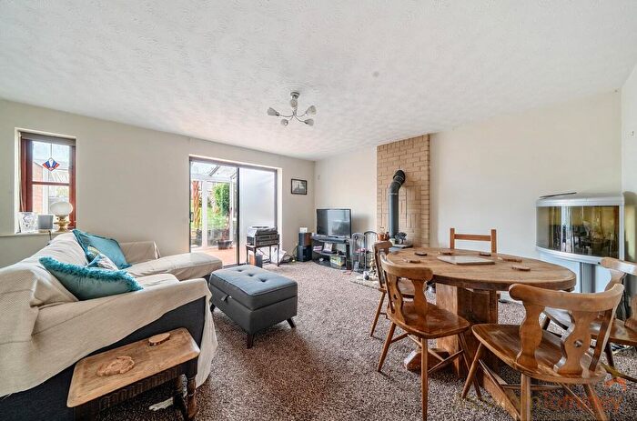 3 Bedroom Semi Detached House For Sale In Brownes Place, Frampton, Dorchester, DT2