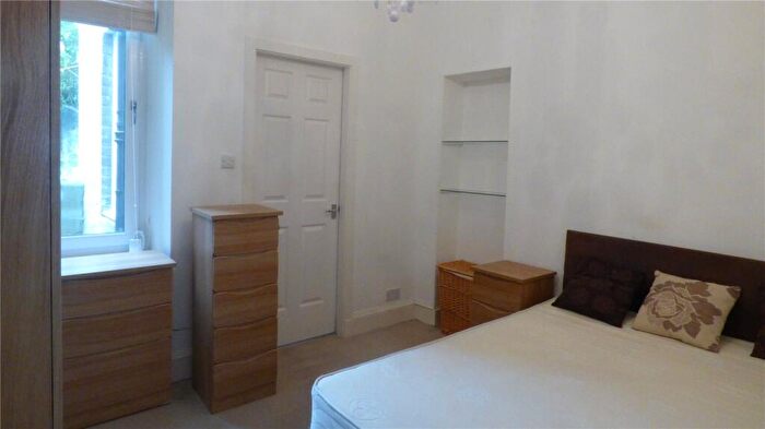 1 Bedroom Flat To Rent In Hardgate, Ground Floor Right, Aberdeen, AB10