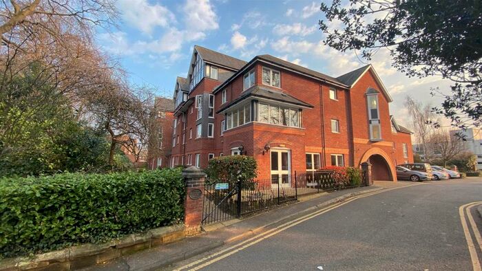 1 Bedroom Apartment To Rent In Hawthorn Court, Kedleston Road, Derby, DE22
