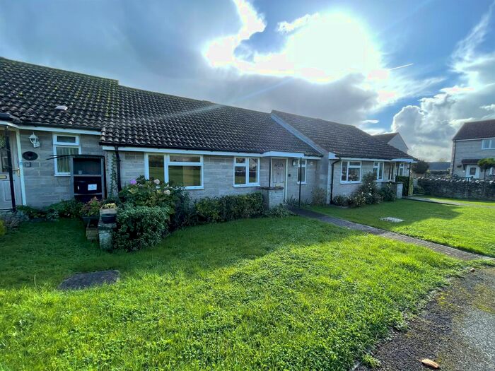 2 Bedroom Terraced Bungalow For Sale In Parsons Close, Long Sutton, Langport, TA10