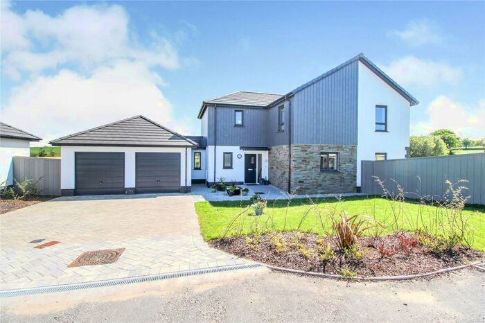 4 Bedroom Detached House For Sale In Parkham, Bideford, EX39