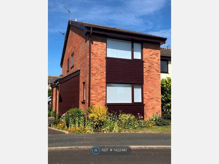 1 Bedroom Semi-Detached House To Rent In Hoghton Close, Lytham St. Annes, FY8