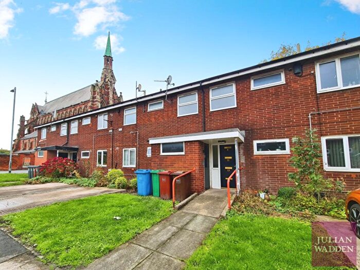 1 Bedroom Flat To Rent In Blackwin Street, Gorton, Greater Manchester, M12