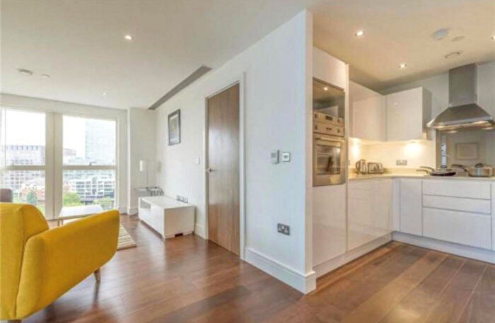 3 Bedroom Apartment For Sale In Talisman Tower, Canary Wharf, E14