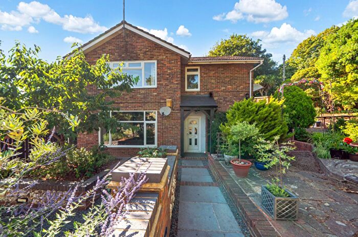 2 Bedroom Flat For Sale In Offington Drive, Worthing, West Sussex, BN14