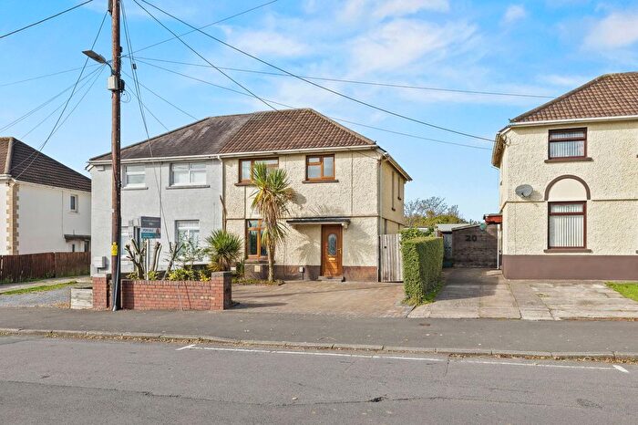 3 Bedroom Semi Detached House For Sale In Brynawel Road, Gorseinon, Swansea, SA4