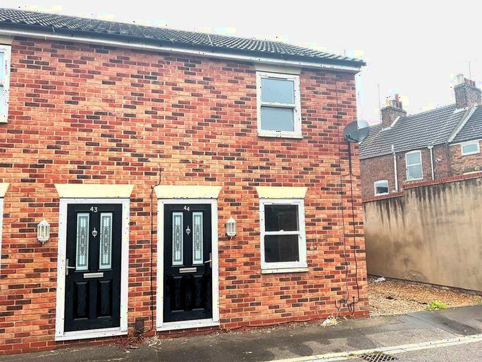 2 Bedroom Semi-Detached House To Rent In Prince Street, Wisbech, PE13