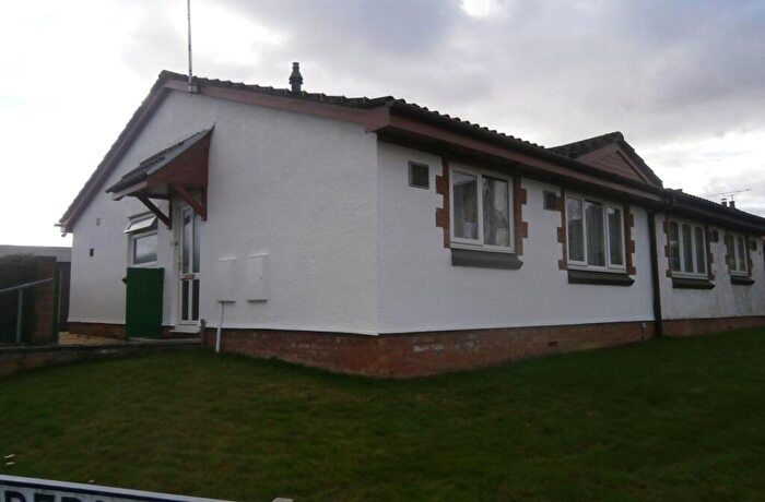 2 Bedroom Bungalow To Rent In , Kimberley Close, Nr. Andover, SP10