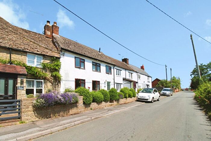 3 Bedroom Terraced House For Sale In Purton Stoke, Swindon, SN5