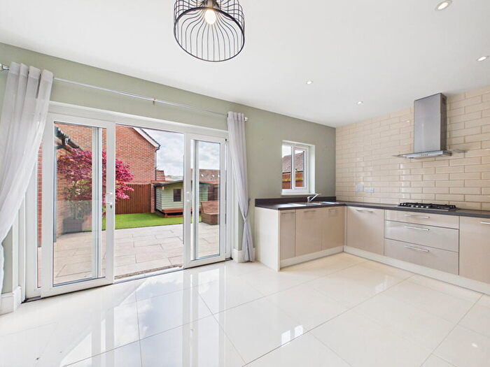 3 Bedroom Semi Detached House For Sale In Limeburners Drive, Halling, Rochester, ME2