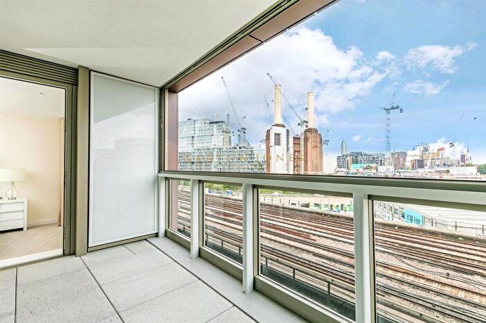 2 Bedroom Apartment To Rent In Camellia House, Queenstown Road, London, SW11